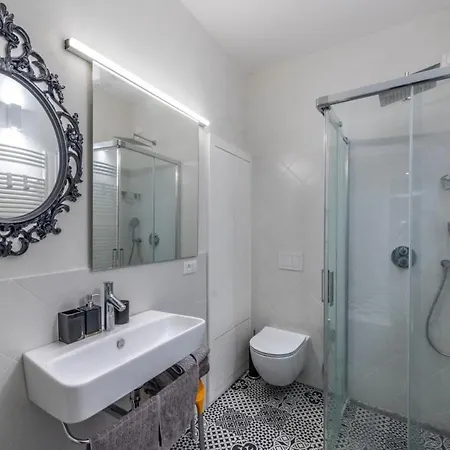 Finalborgo Interno3 - Citra 009029-lt-0012 فينالي ليغوري